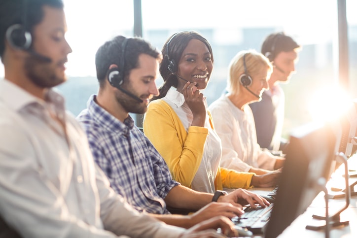 7 Steps To Building The Ultimate Customer Service Team